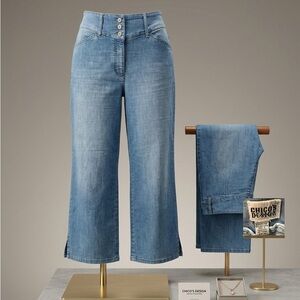Chico's Design Light Blue Wide-Leg Cropped Jeans with Triple-Button Waist